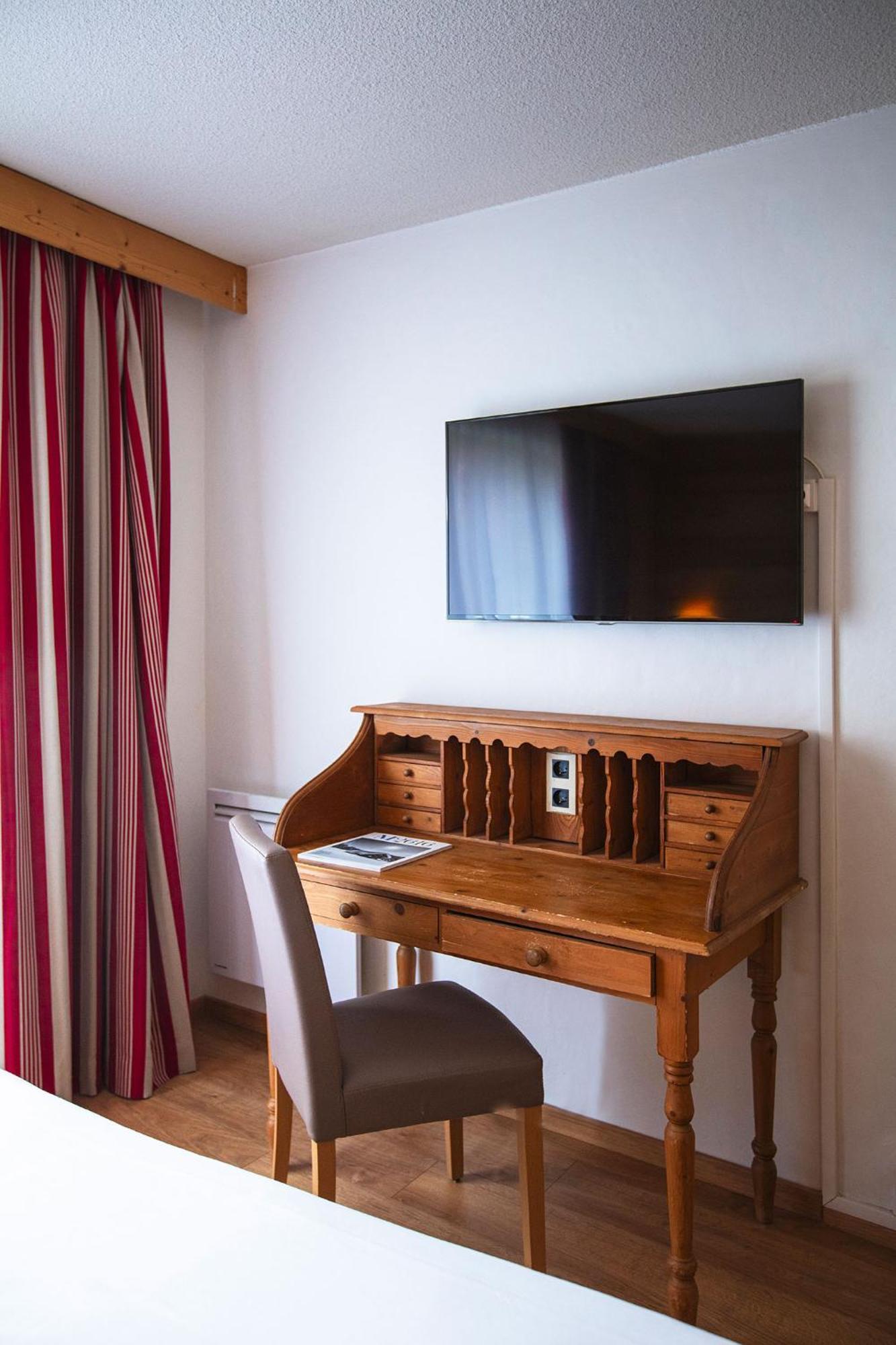 Hotel Alpen Roc لا كلوساز المظهر الخارجي الصورة