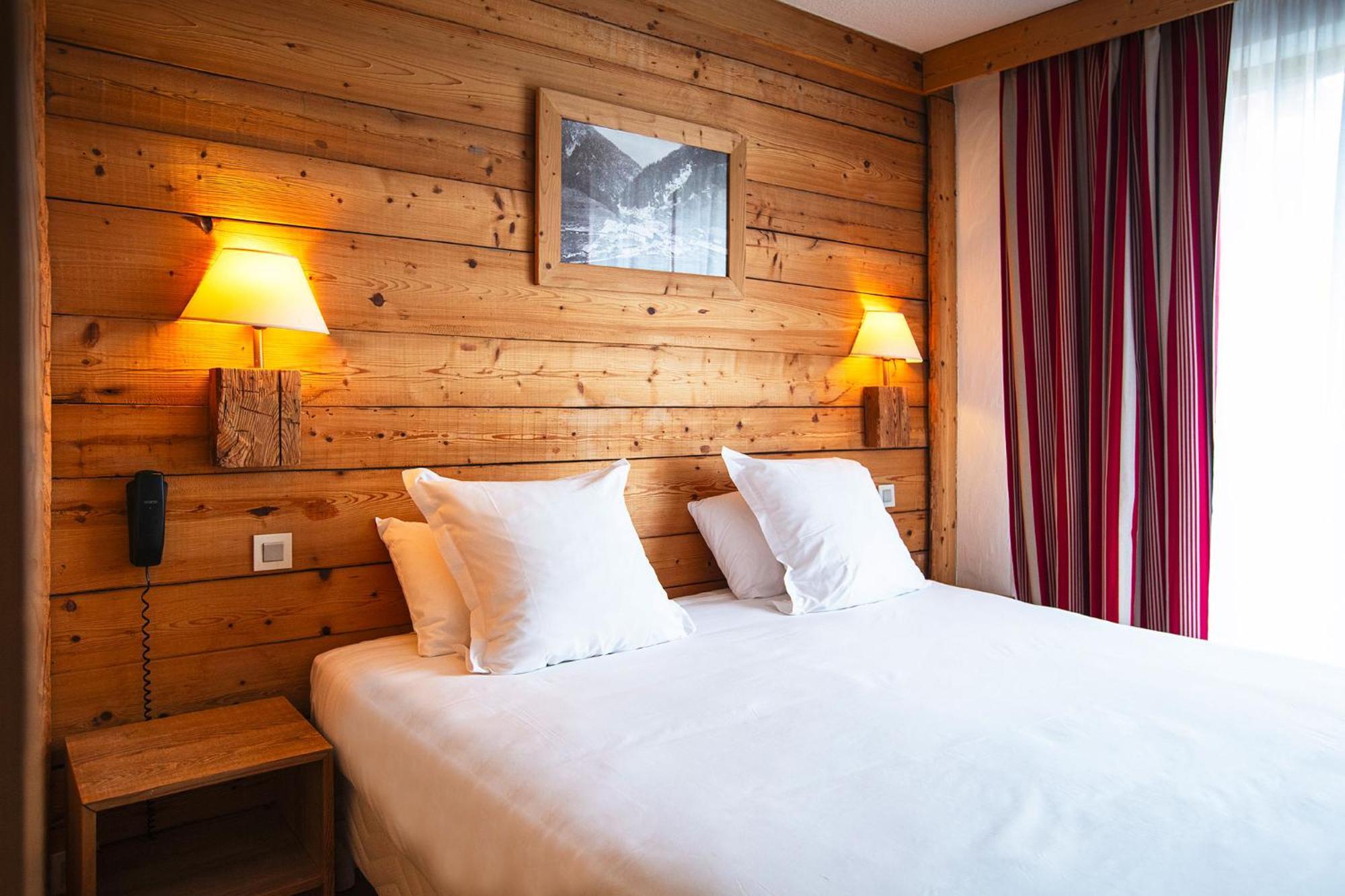 Hotel Alpen Roc لا كلوساز المظهر الخارجي الصورة