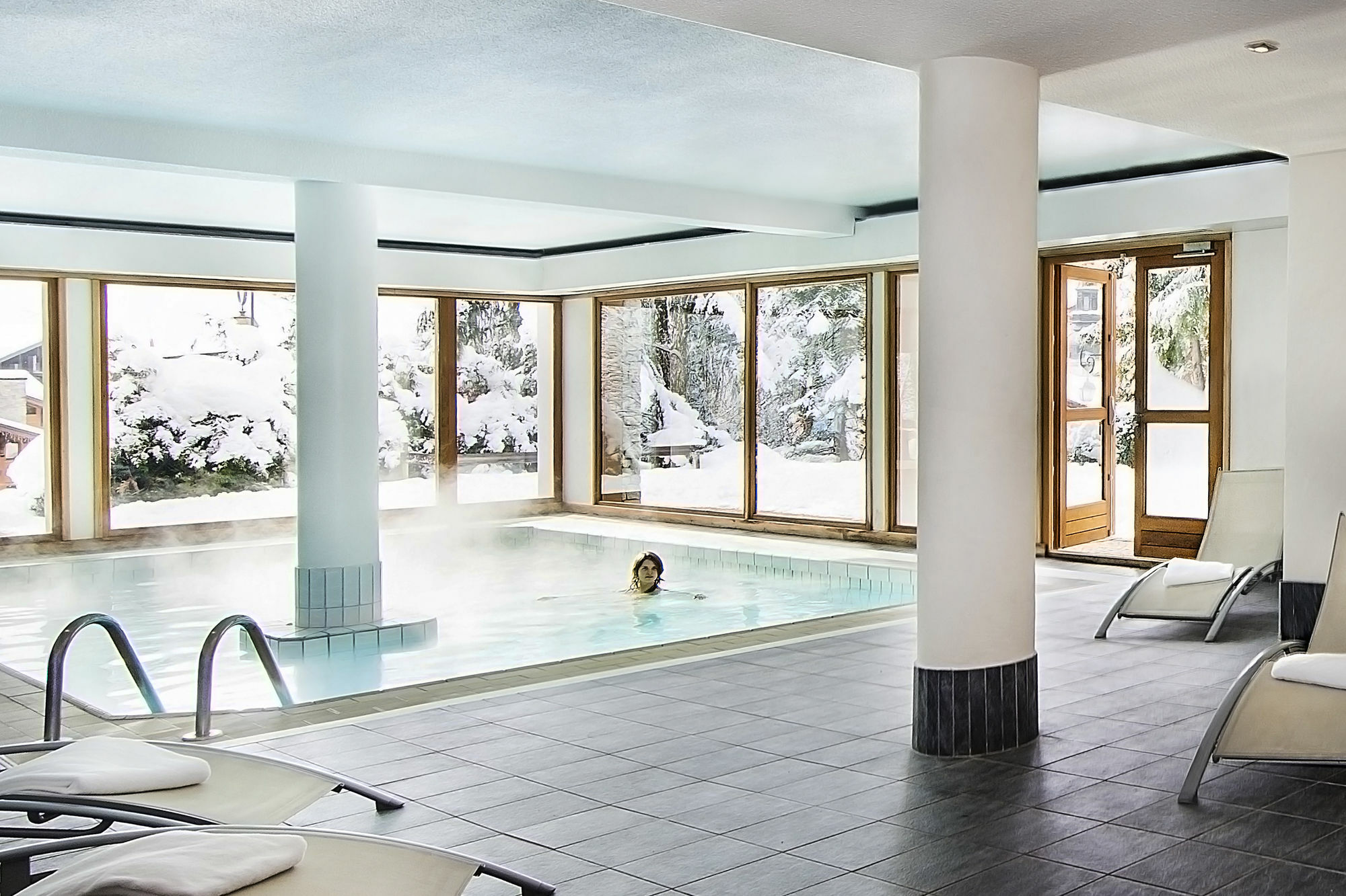 Hotel Alpen Roc لا كلوساز المظهر الخارجي الصورة